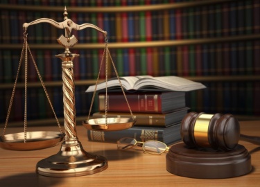 Узнайте о всех этапах арбитражного процесса &mdash; от подачи иска до исполнения решения. Подробное руководство по срокам, документам и правам стор...